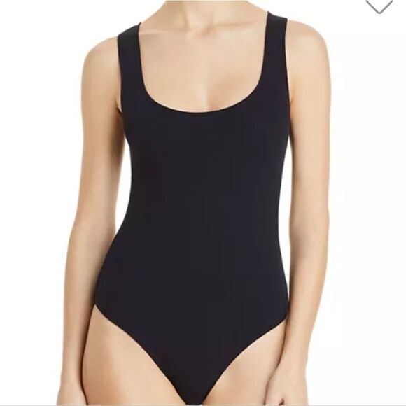 Good American scoop neck bodysuit, - Picture 2 of 9